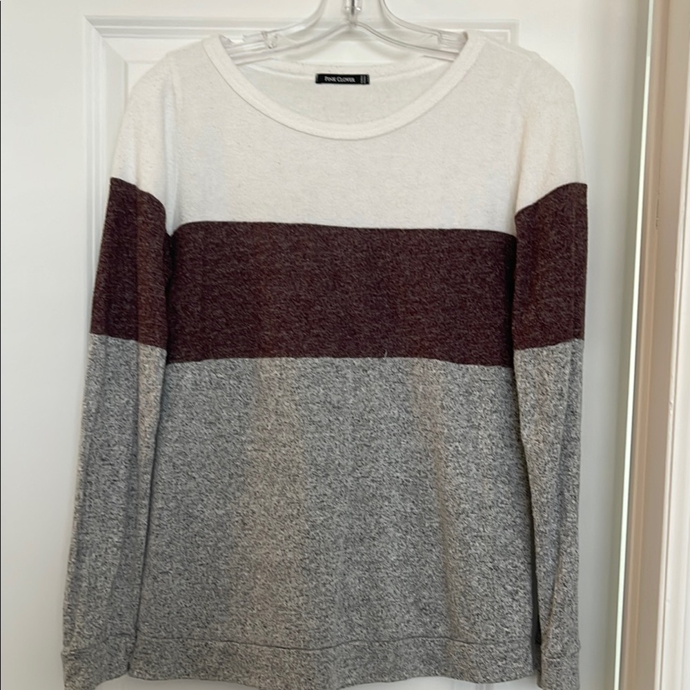 Pink Clover Color Block Crew Neck Sweater White Brown
